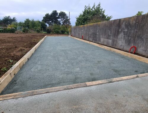 Terrassement, allée de boule et enrobé à Plouézec